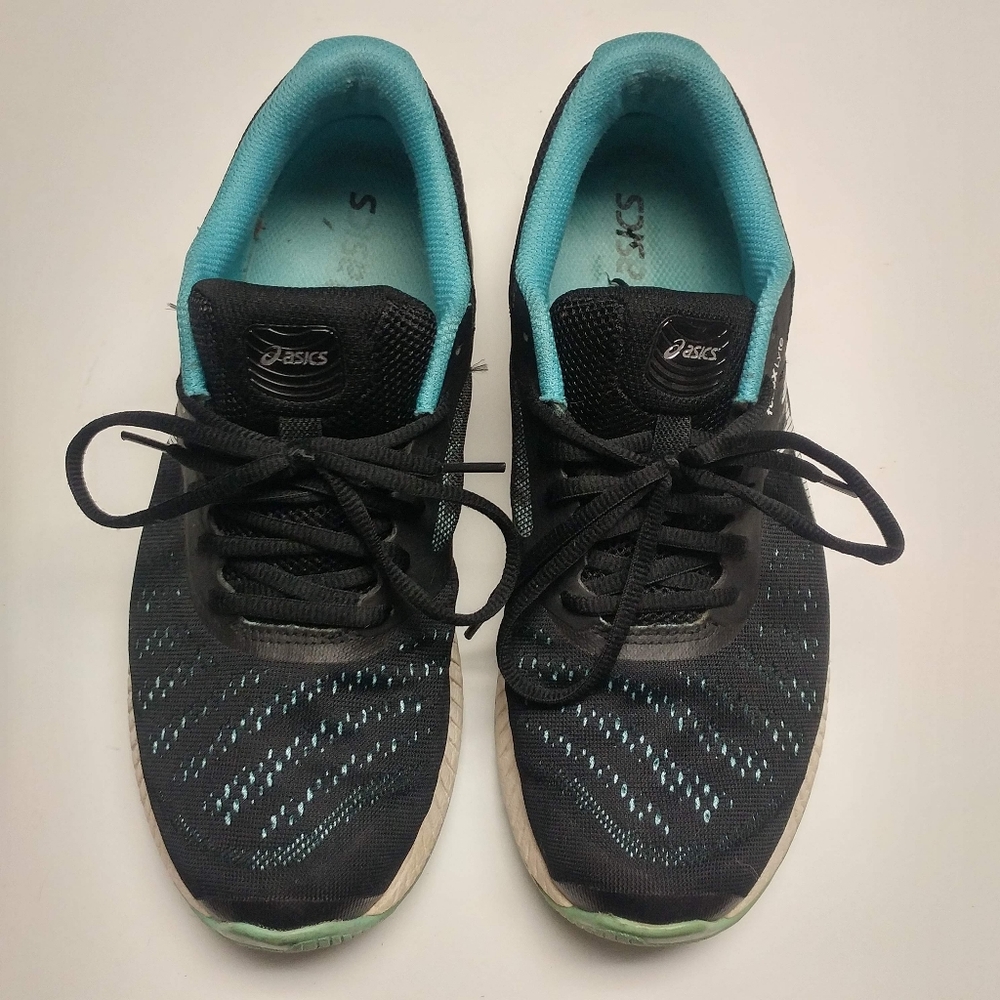 Asics women's pre-owned running shoes in black and blue size 9 US